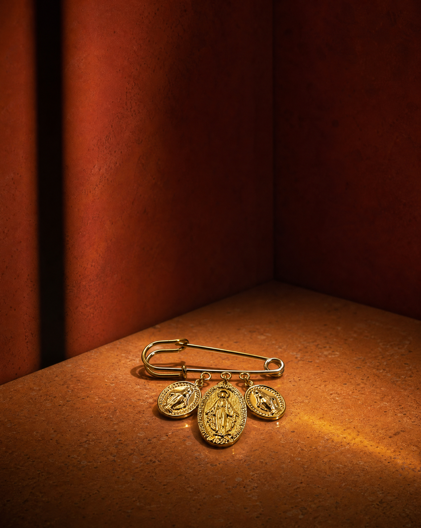 Brooch Devotional | Virgin Mary Medallion Pin Brooch