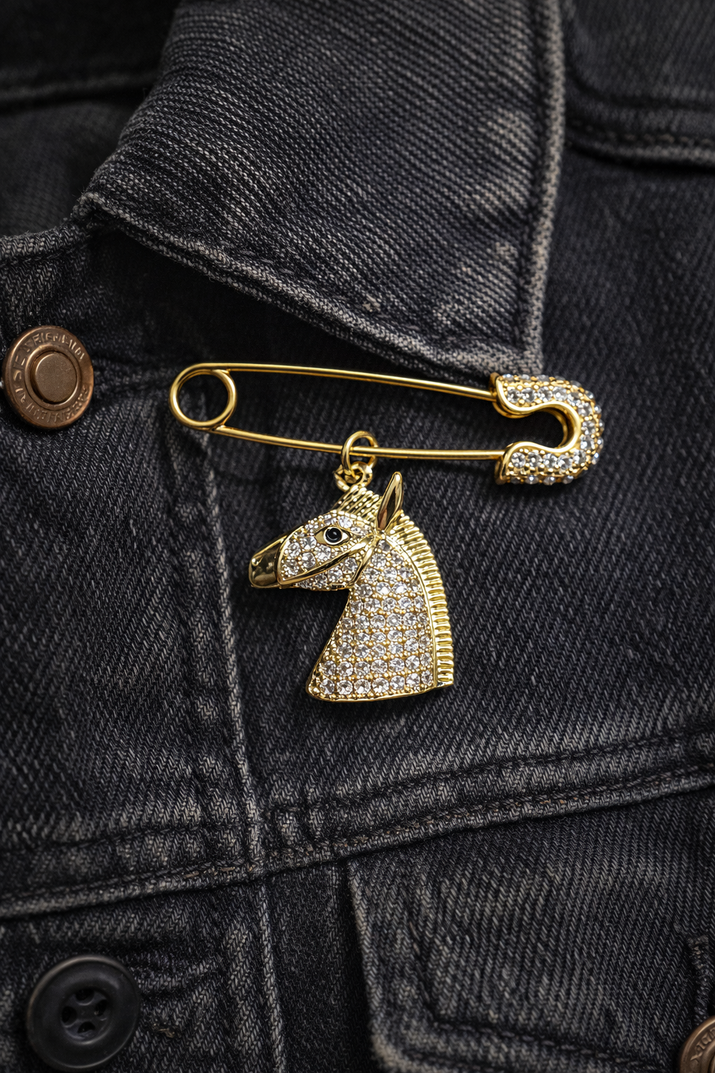 Pavé Horse Brooch in Gold Finish