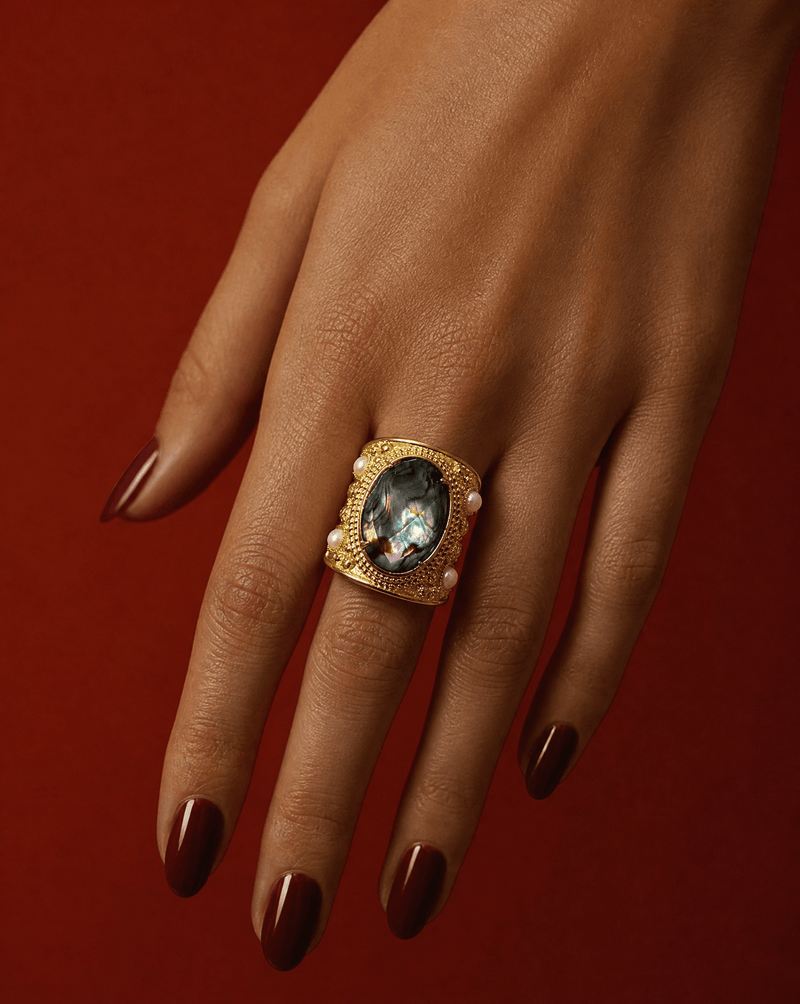 Abalone shell chunky statement ring in 18K gold plated filigree band – Phoebe's