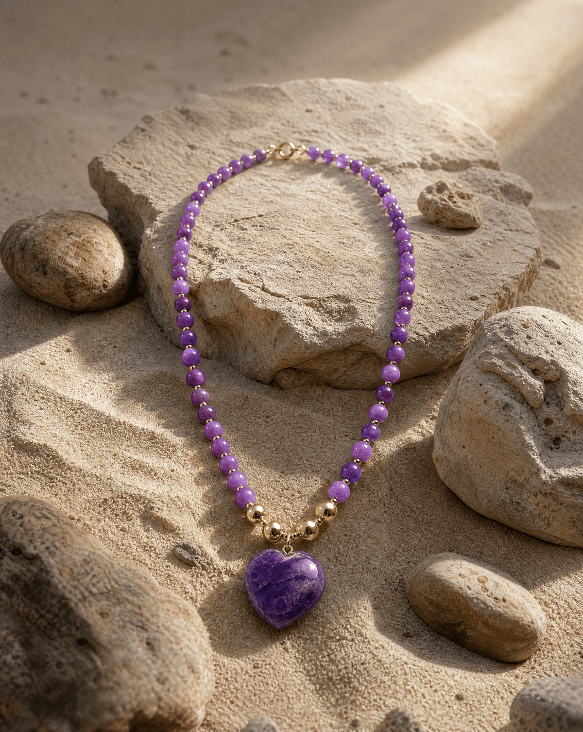Amethyst talisman necklace close-up – Phoebe's