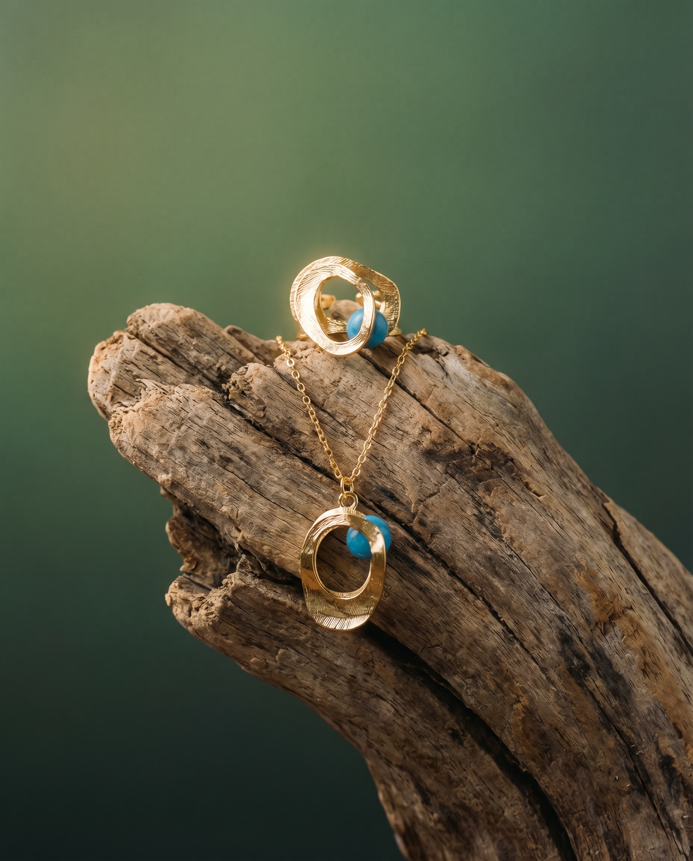 Larimar Luxury Set · Sculptural Pendant Necklace & Ring