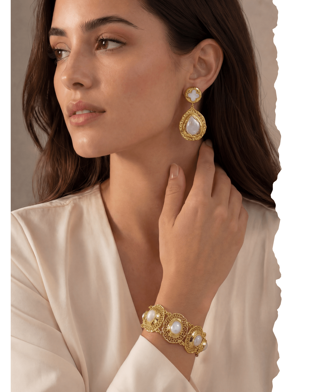 Baroque pearl bridal set worn – Phoebe's