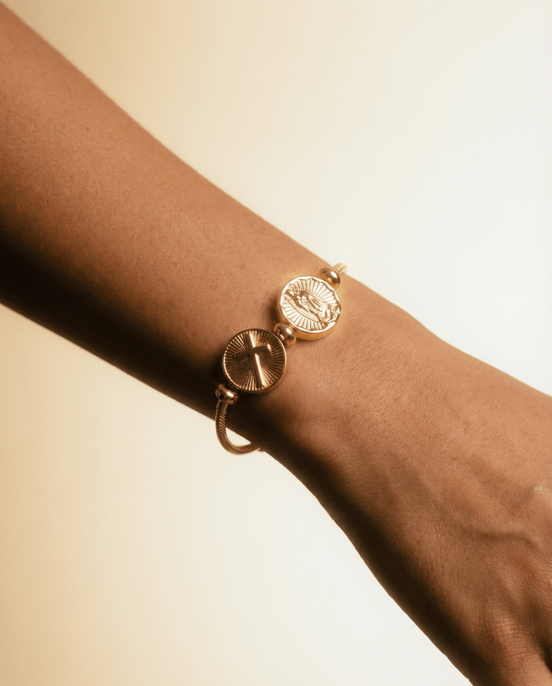 Catholic protection saint medal bracelet – Phoebe's