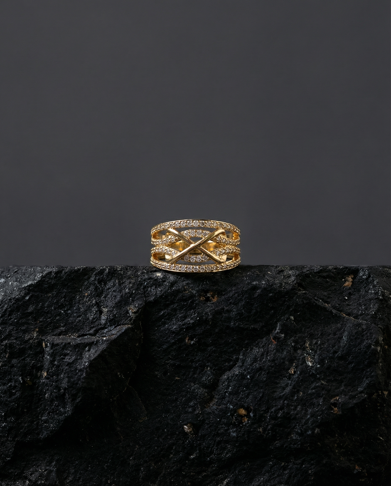 Criss-Cross Statement Ring