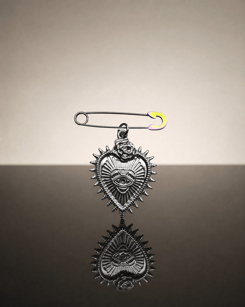 Radiant heart evil eye pin brooch – Phoebe's