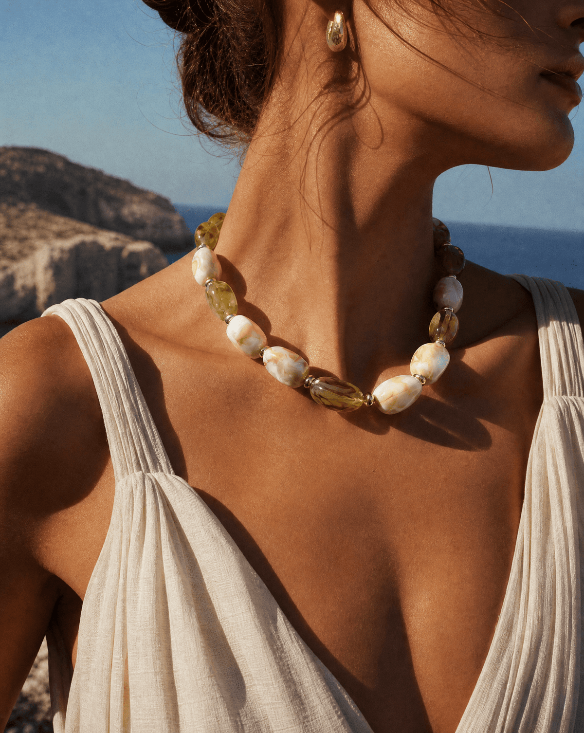 Resin stone maximalist choker – Phoebe's