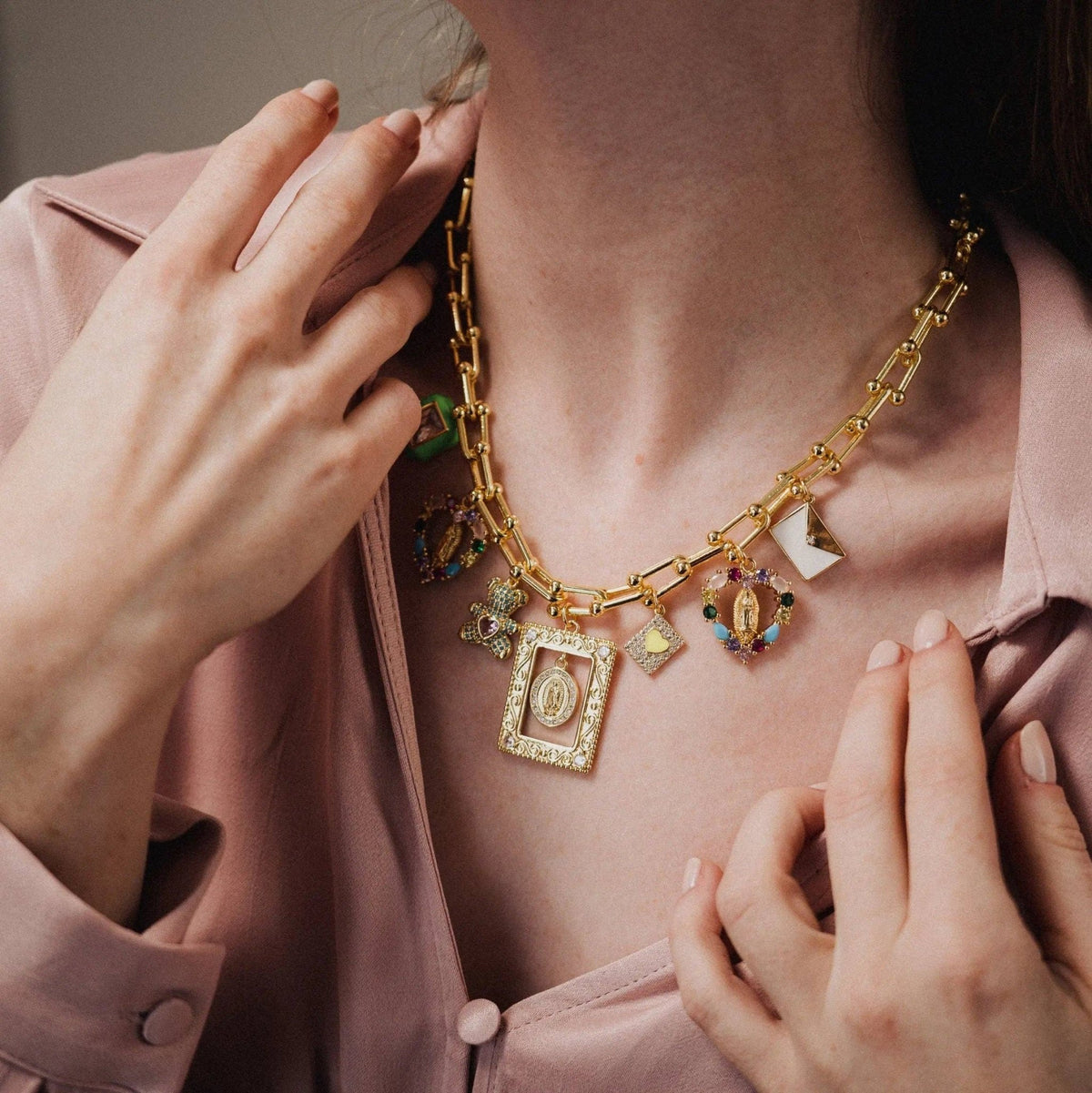 Virgin Mary charm necklace – Phoebe's