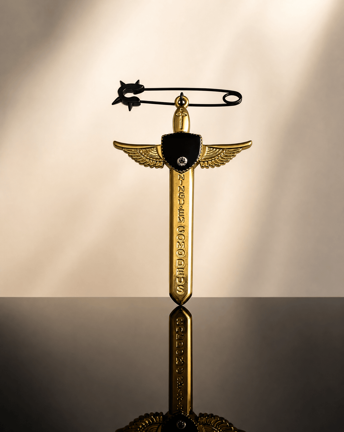 Winged shield engraved religious pin brooch – Phoebe's