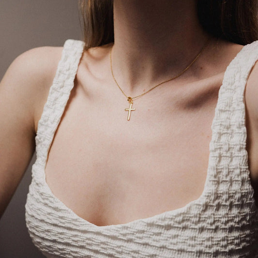 Dainty-Cross-Necklace-Sterling-Silver-Timeless-Elegance-and-Meaning Phoebe`s