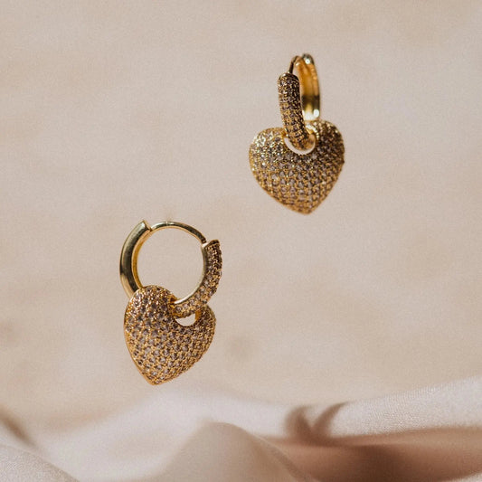 Valentine-s-Day-Collections-with-Phoebeshop.es-Gifts-That-Capture-Hearts Phoebe`s