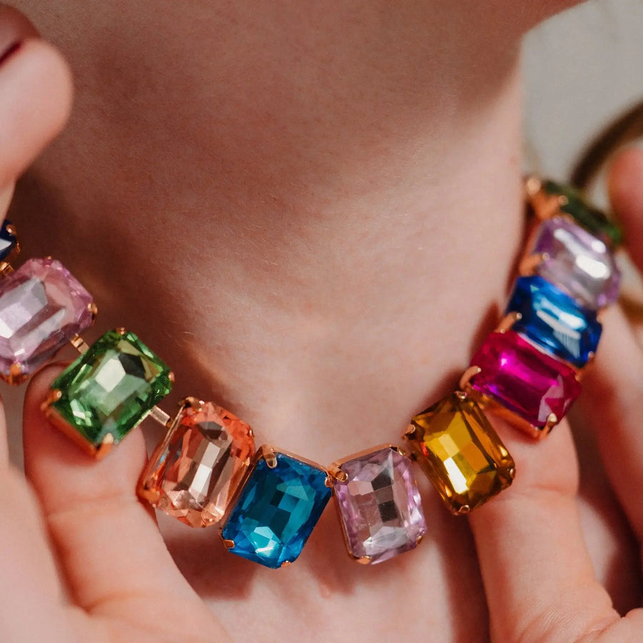 Party-Necklaces-Add-Glamour-to-Every-Celebration Phoebe`s
