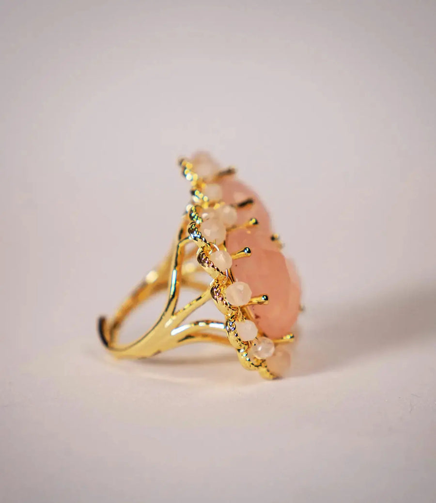 Maximalist-Necklace-Bold-Artistic-and-Unapologetically-You Phoebe`s