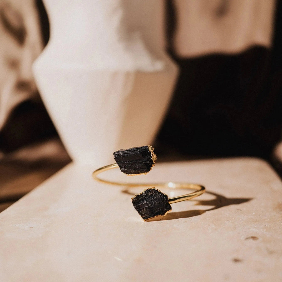 Buy-Gemstone-Bracelet-Online-Discover-Meaningful-Elegance Phoebe`s