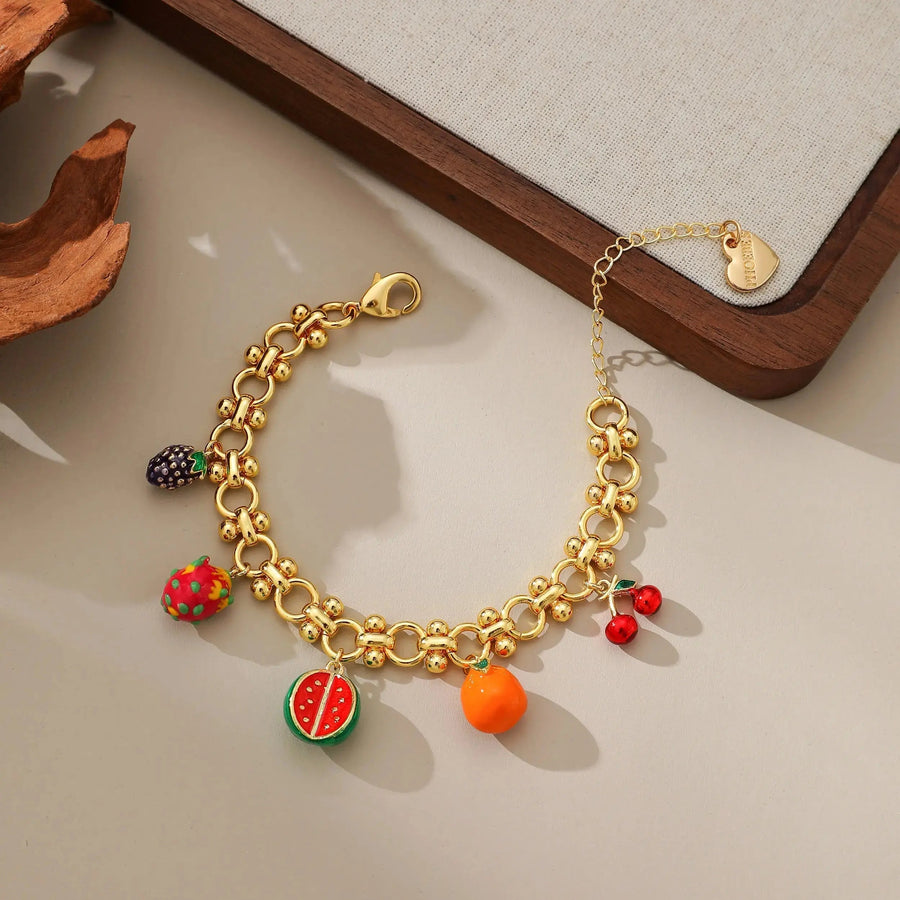 Fruit-Necklaces-Playful-Elegance-with-a-Touch-of-Nature Phoebe`s