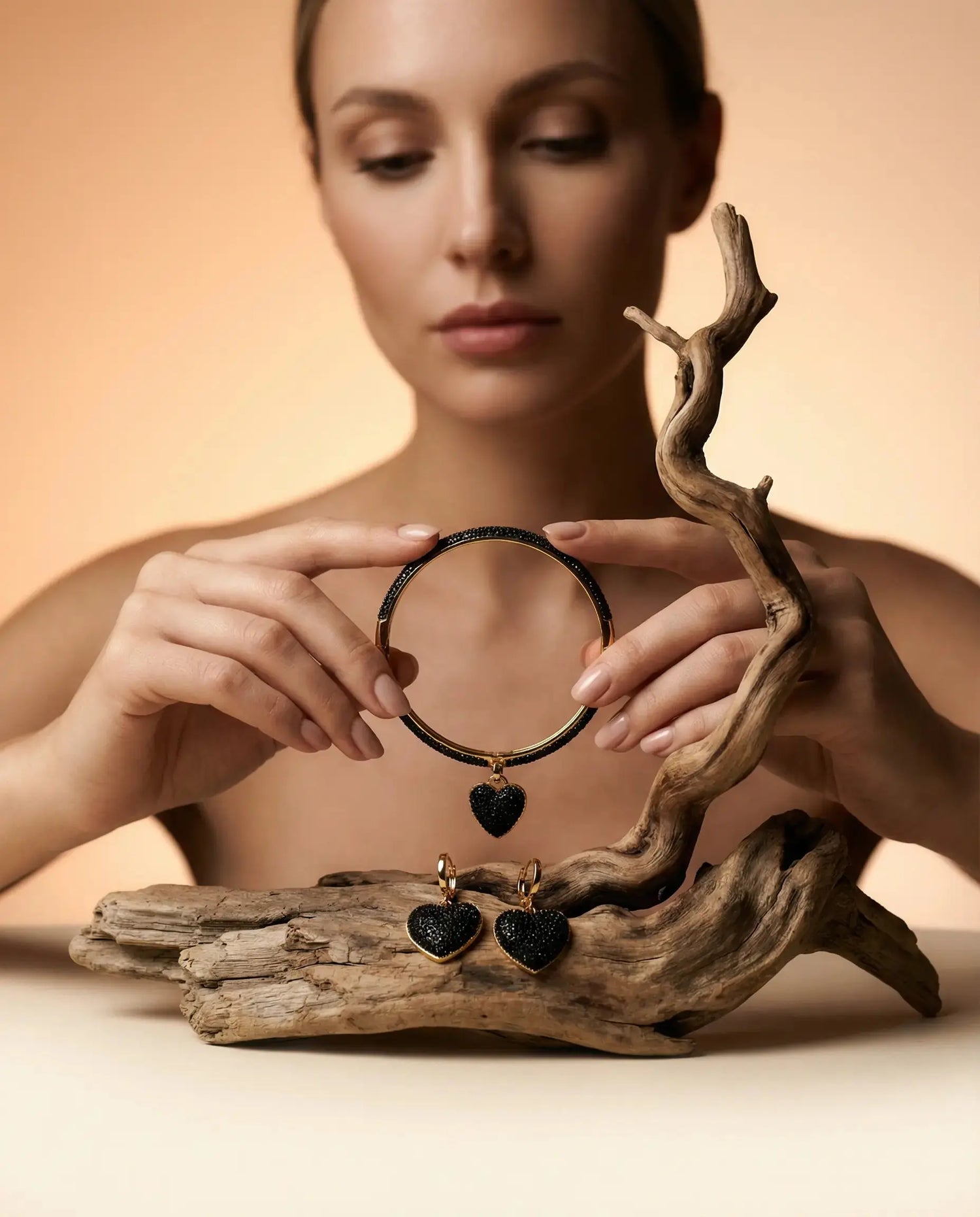 2026-Collection-Timeless-Essence Phoebe`s