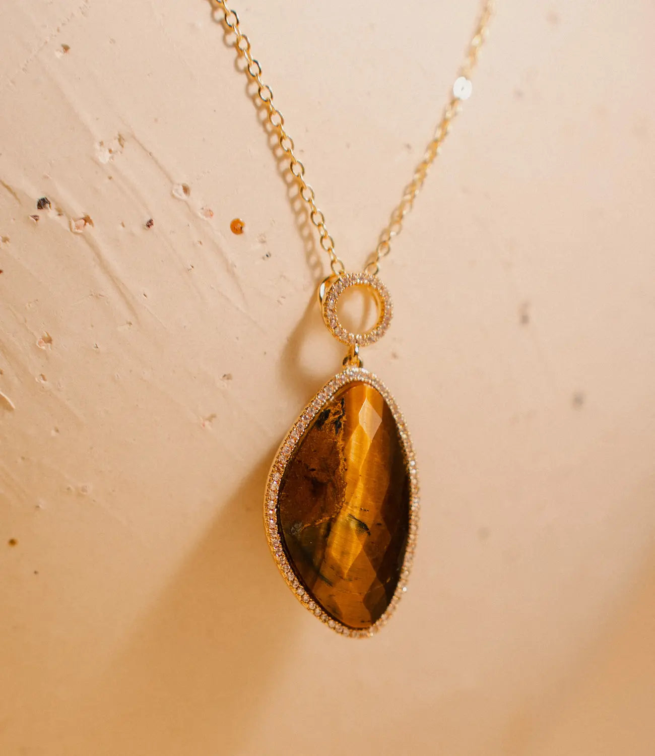 18K Gold-Plated Natural Stone Necklaces – Drops of Light Collection PHOEBE'S 