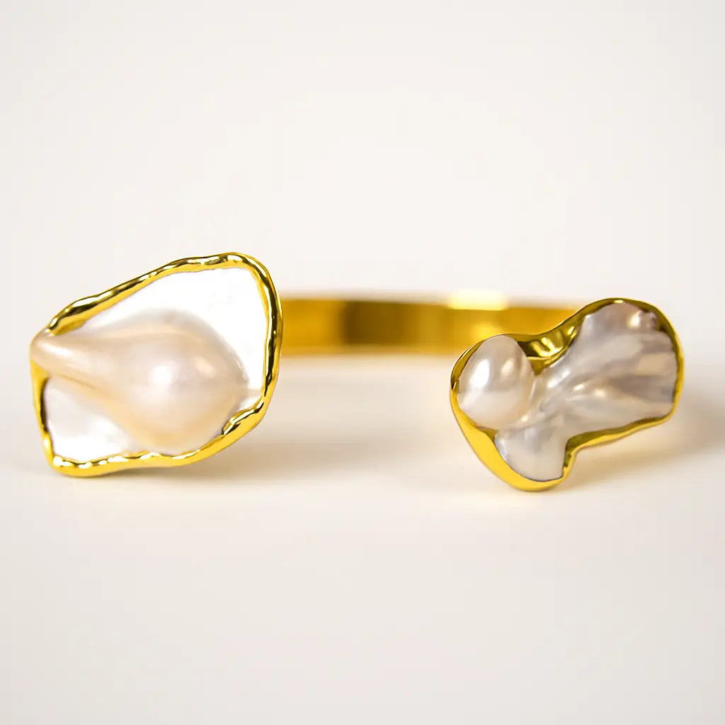 18K Gold-Plated Open Bracelet with Natural Pearls PHOEBE'S 