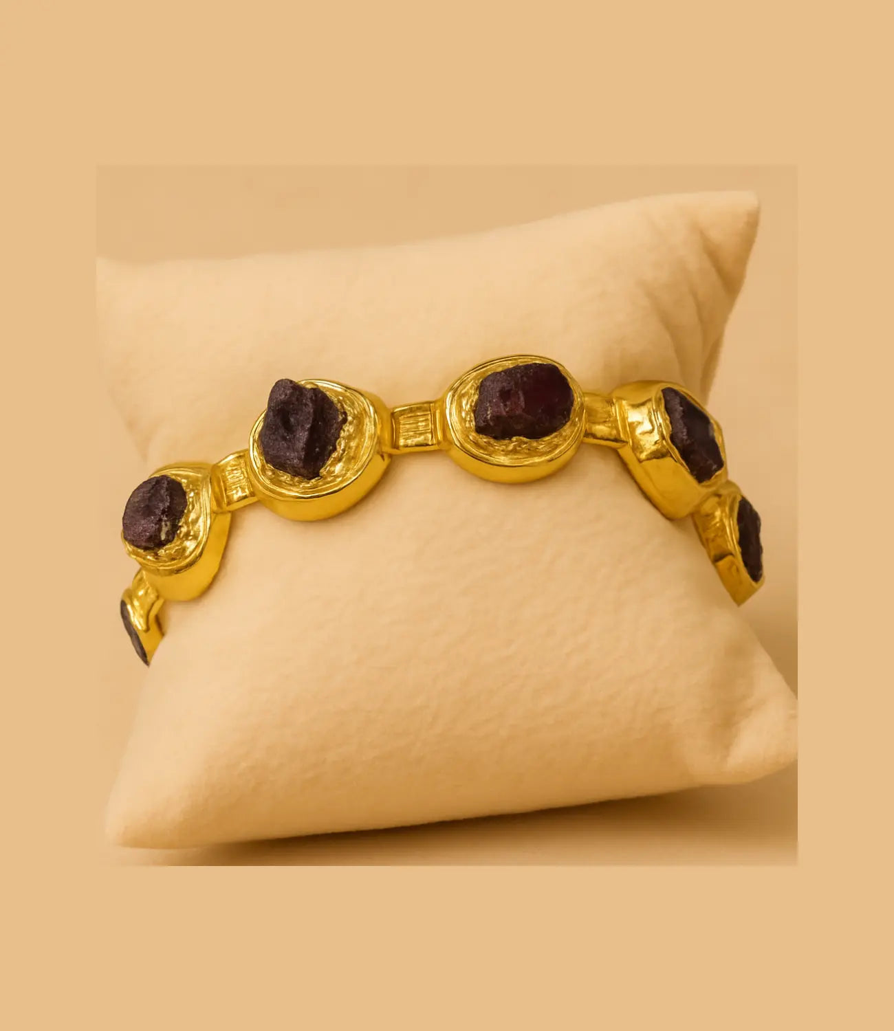 18K Gold-Plated Rough Amethyst Bracelet – Energy and Natural Elegance PHOEBE'S 