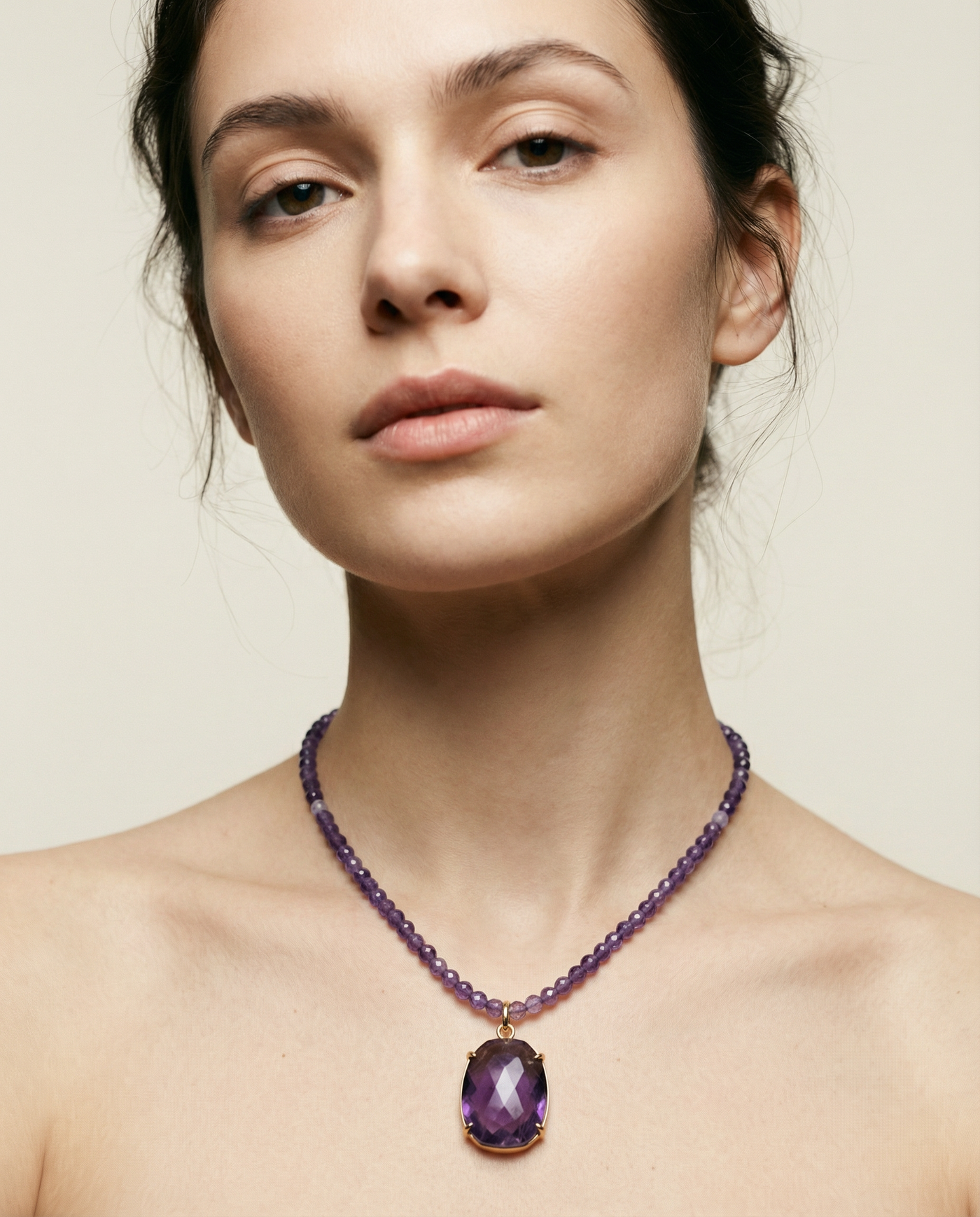 Amethyst Bead Necklace with Oval Pendant