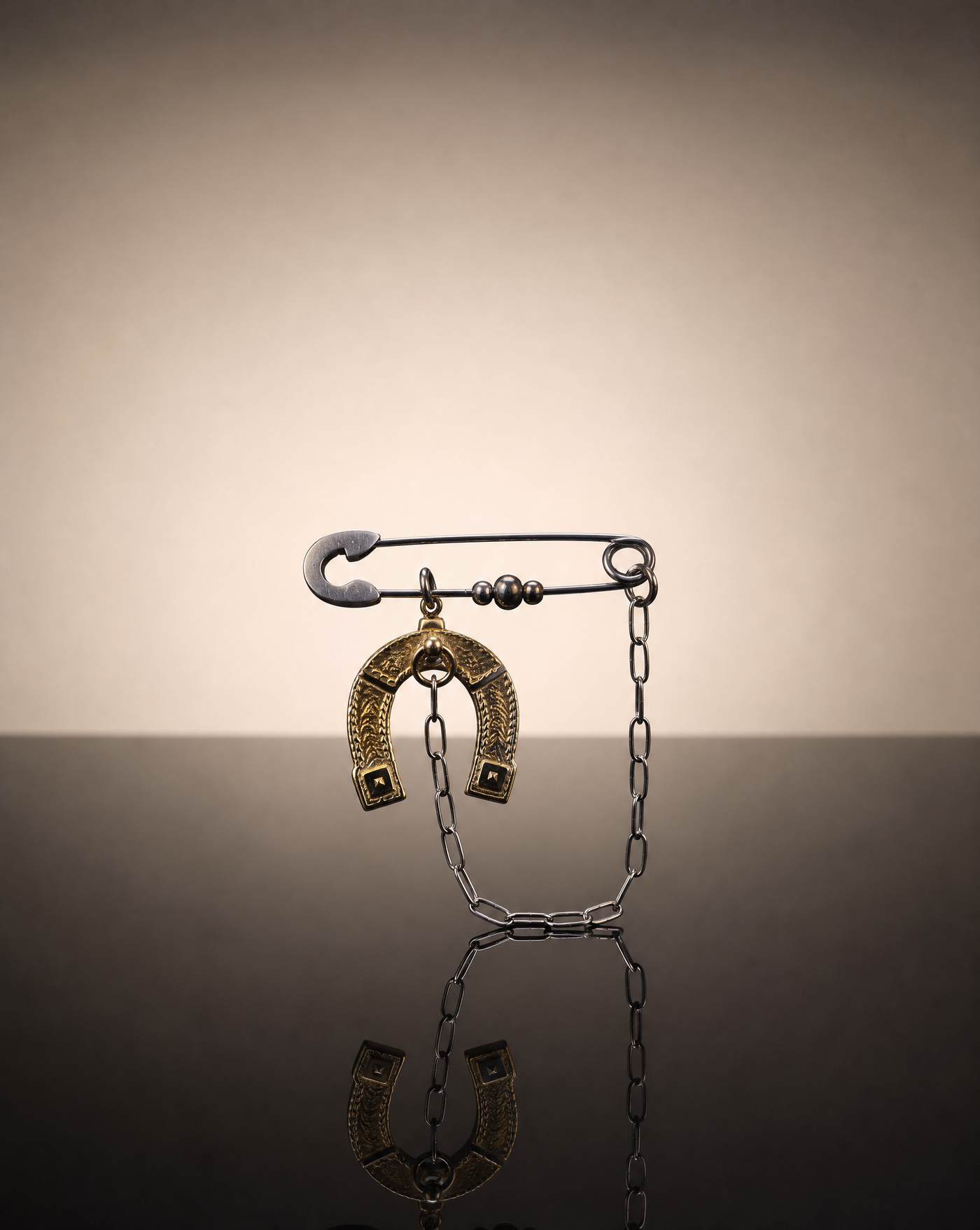 Gold Horseshoe Pin Brooch | Lucky Charm Chain Safety Pin