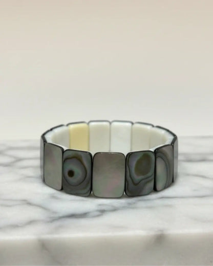 Abalone Luxe Bracelet – Oceanic Elegance in Every Movement PHOEBE'S 