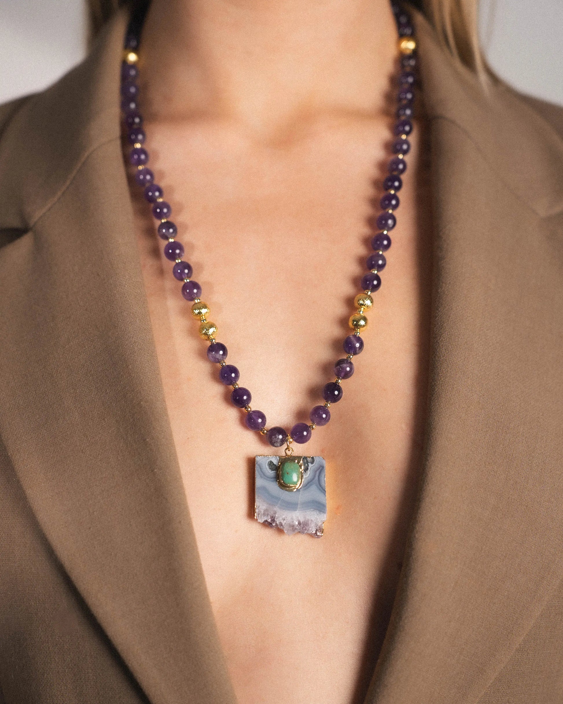 Amethyst and Agate Necklace – Elegance, Energy and Sophistication PHOEBE'S 