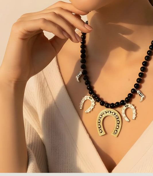 Black Necklace with Horseshoe Charms PHOEBE'S 