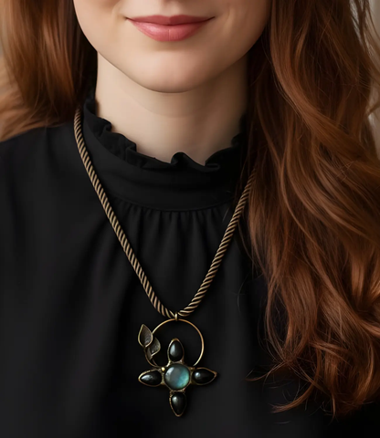 Cord Necklace with Labradorite and Bronze Details – Energy of Mystery PHOEBE'S 
