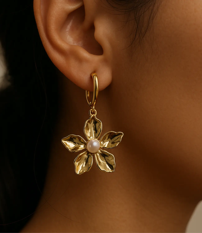 Flower of Light Earrings with a Central Pearl PHOEBE'S 