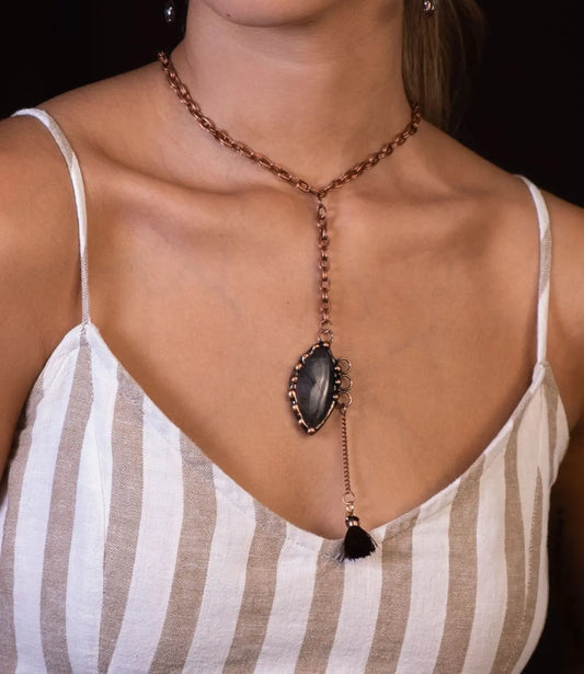 Labradorite Lariat Necklace – Movement, Intuition, and Style PHOEBE'S 