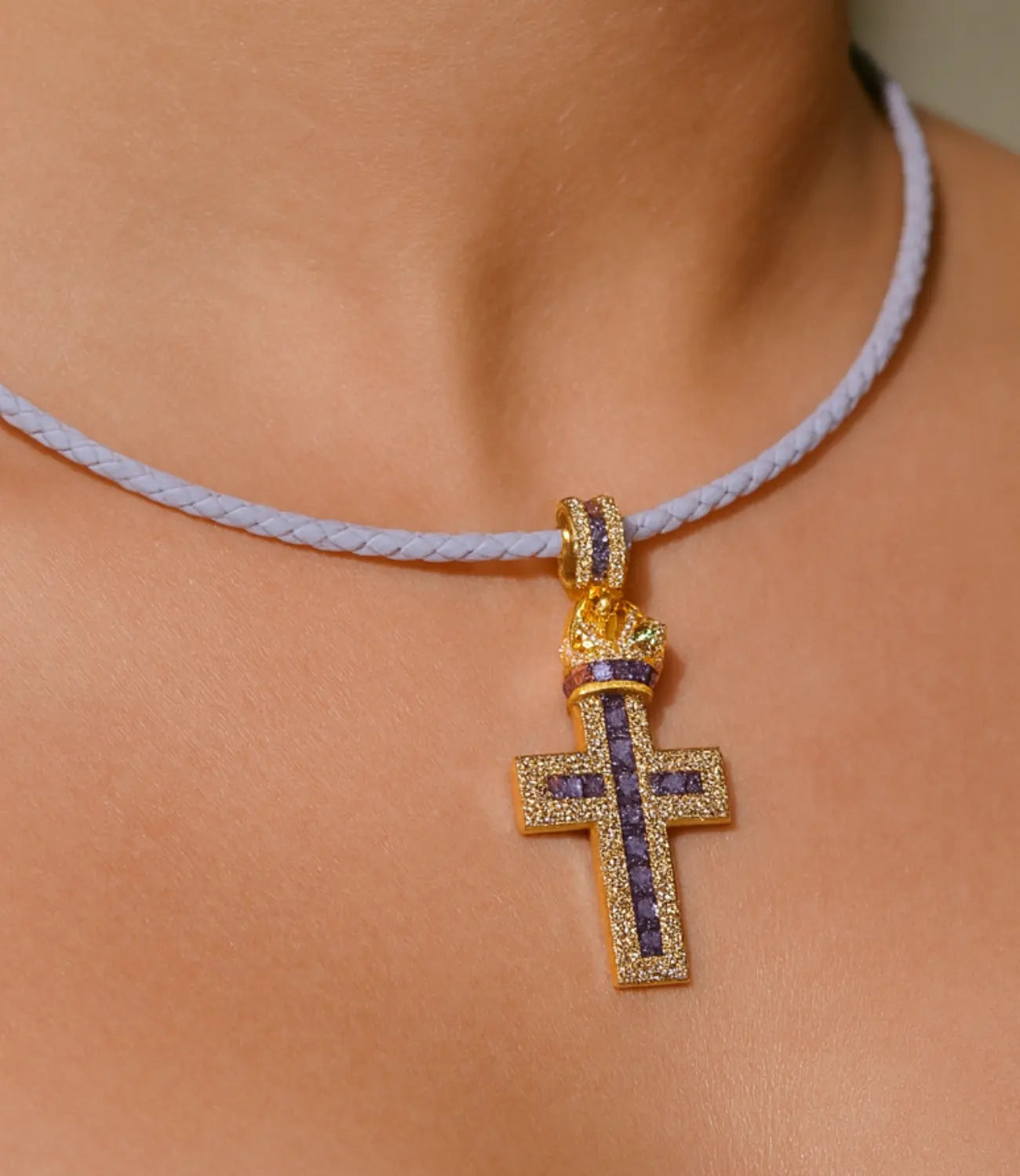 Leather Necklace with a Cross Embossed with Zirconia PHOEBE'S 