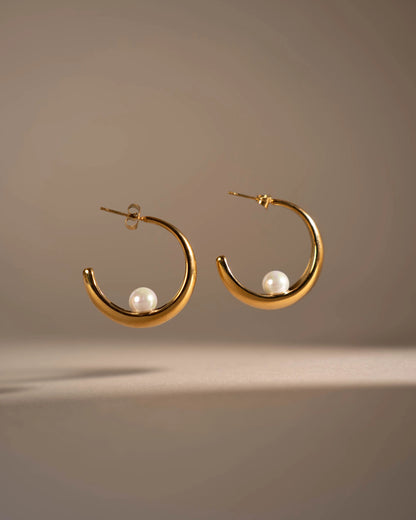 Lunar Pearl Earrings – The harmony of the moon and the sea PHOEBE'S 