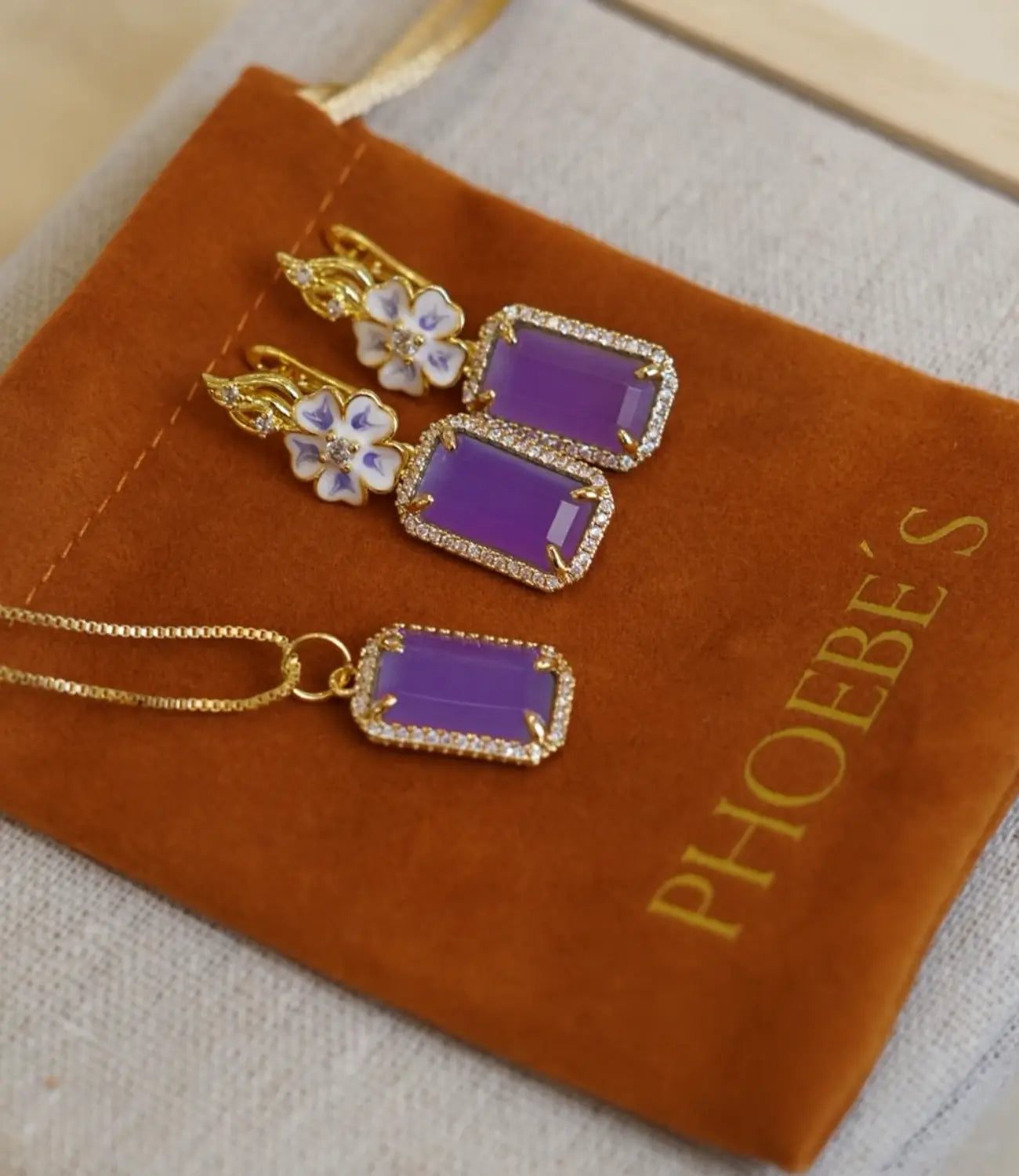 Natural Stone Jewelry Set with Hand-Painted Enamel Flower Phoebe`s  