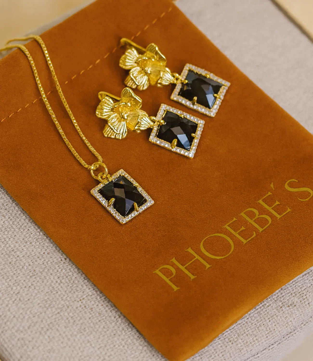 Necklace and Earrings Set with Natural Stones Phoebe`s  