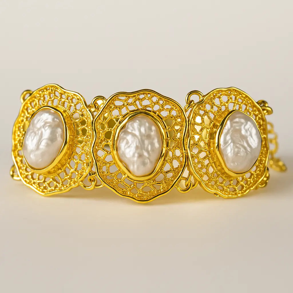 Open Bracelet with Natural Pearl and 18K Gold-Plated Filigree PHOEBE'S 