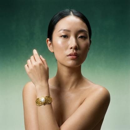 Open Bracelet with Natural Pearl and Floral Details in 18K Gold Plating PHOEBE'S 