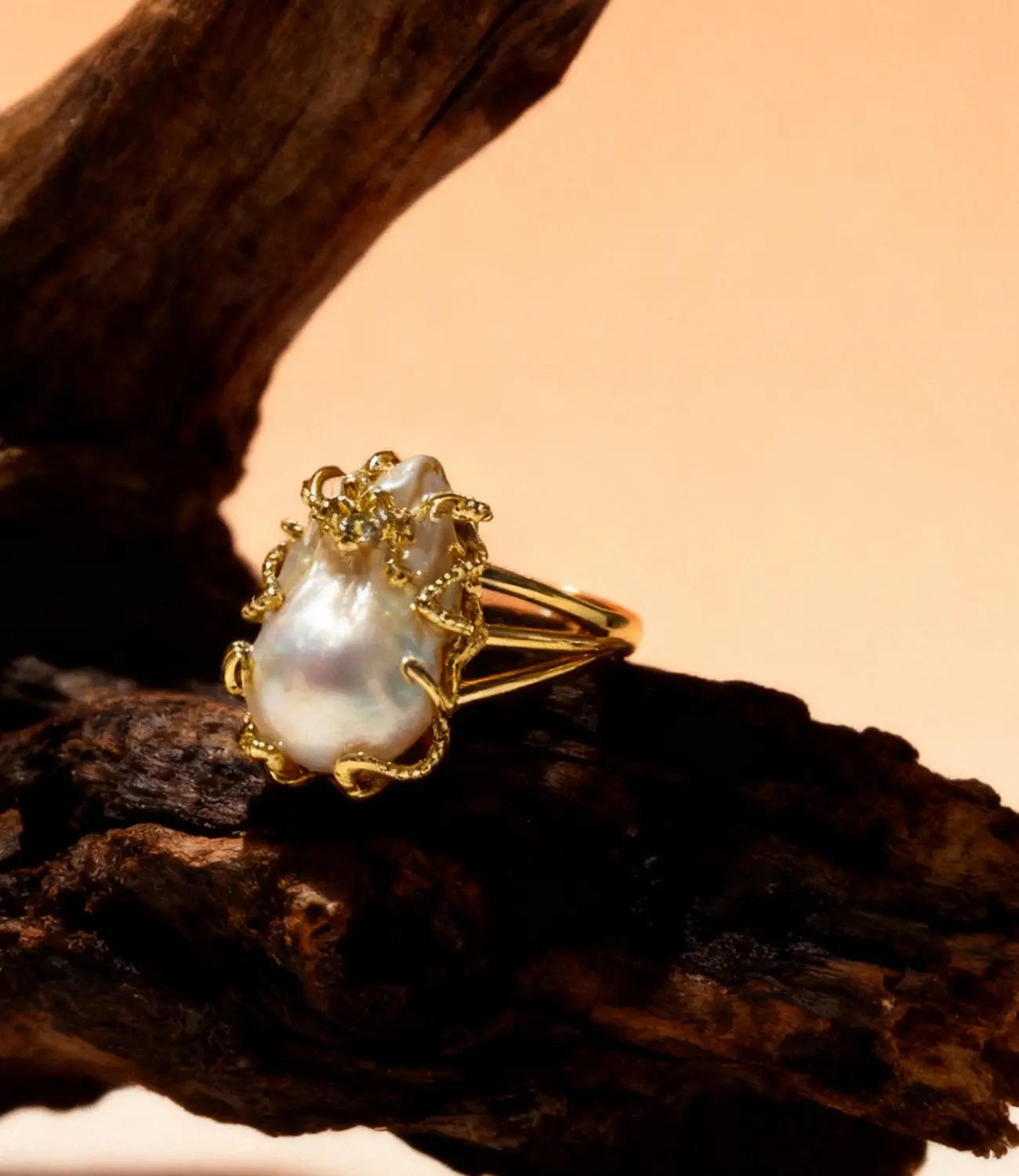 Open Ring with Baroque Pearl — 18K Gold Plated PHOEBE'S 