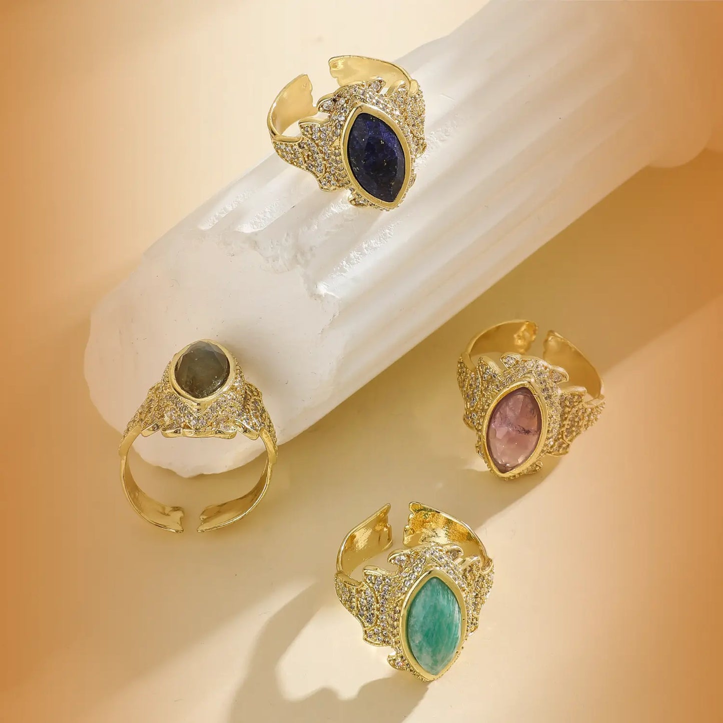 Pavé Gemstone Ring PHOEBE'S 