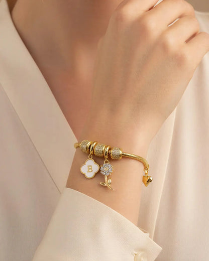 Personalized Mother-of-Pearl Initial Bracelet – 18K Gold Plated PHOEBE'S 