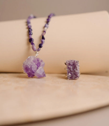 Rough Amethyst Necklace – Natural Power in Every Stone Phoebe`s  