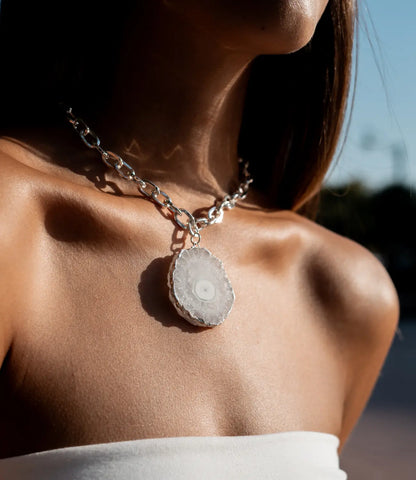 Silver Plated Link Necklace with Agate Sunflower Pendant PHOEBE'S 