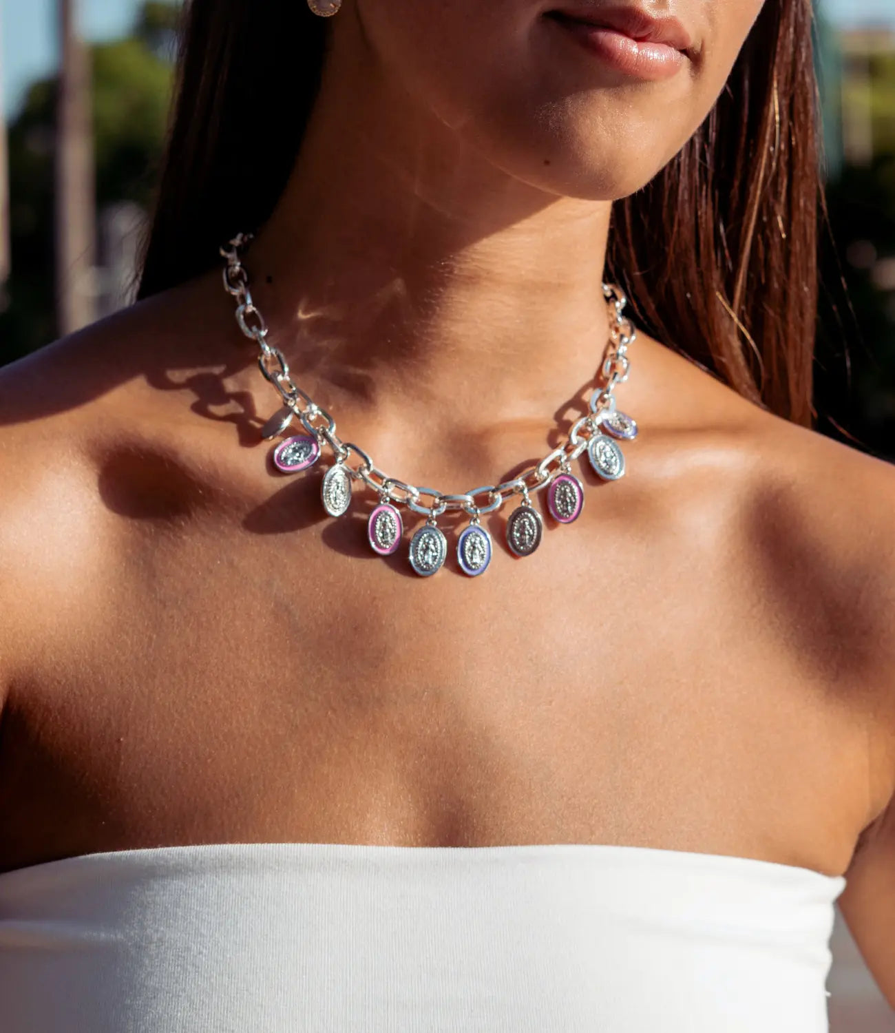 Silver-Plated Religious Medal Necklace – Amulet of Style and Protection PHOEBE'S 