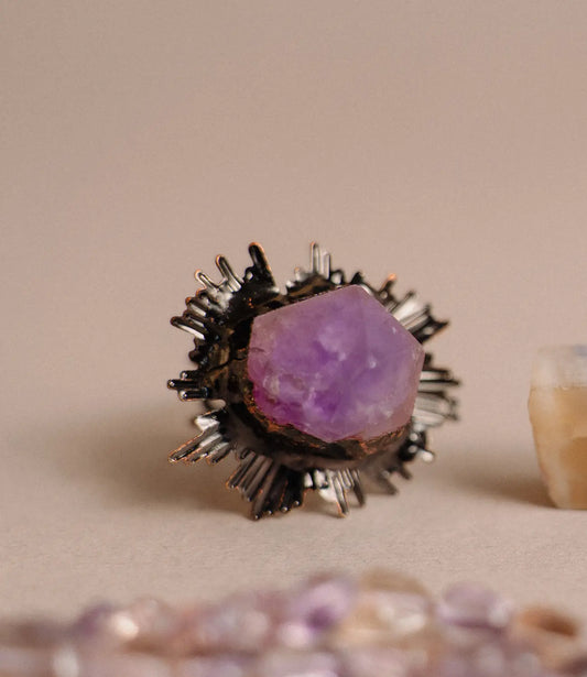 Solar Raw Stone Ring – Available in Amethyst and Fluorite PHOEBE'S 