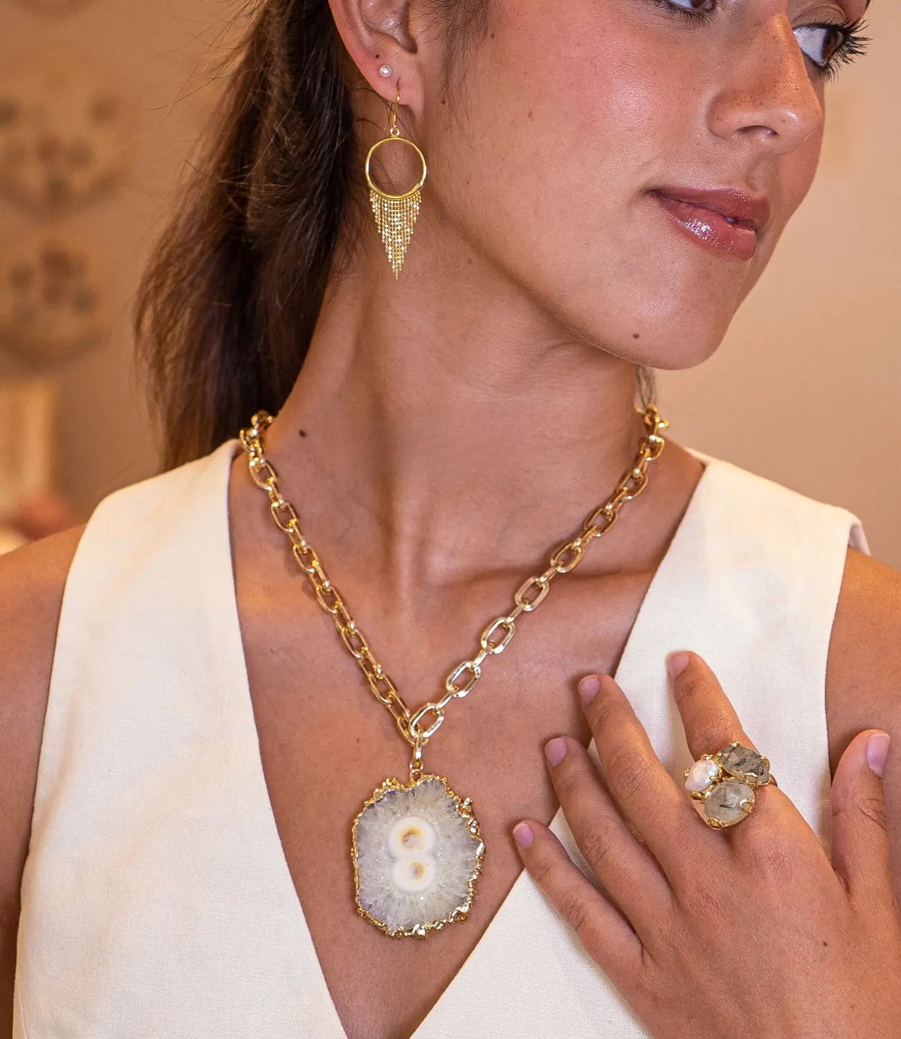 Statement Necklace with Natural Agate Phoebe`s  