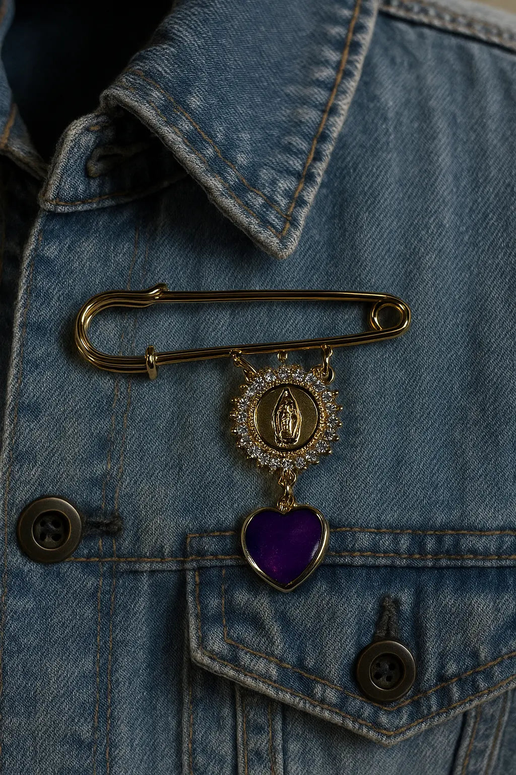 Virgin Mary Brooch with Amethyst Heart – Protection and Inner Light Phoebe`s  