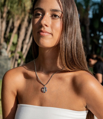 Virgin of Guadalupe Necklace with Multicolor Zirconia – Amulet of Faith and Protection PHOEBE'S 