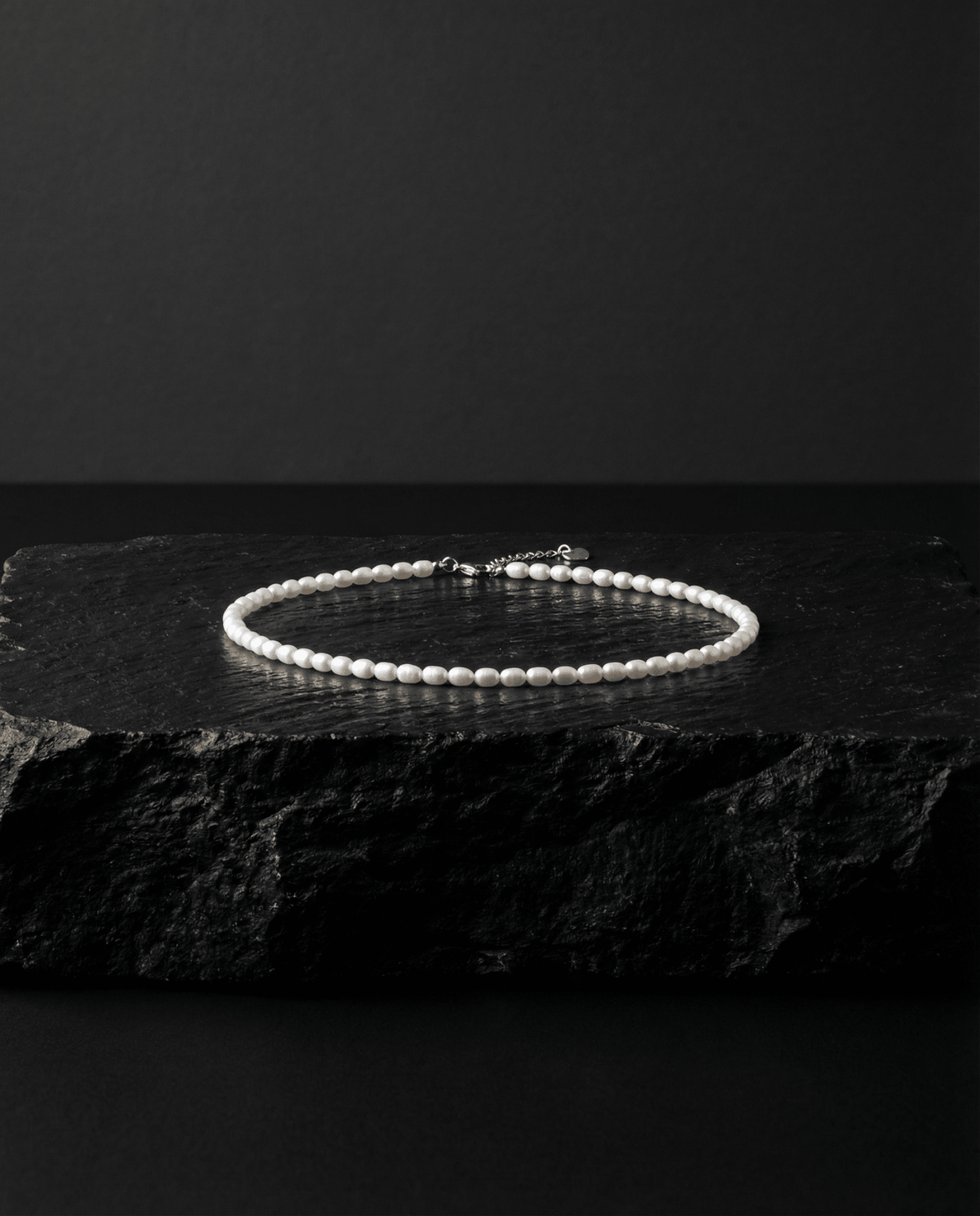 Freshwater Pearl Choker, Dainty Oval Pearl Necklace – Phoebe's