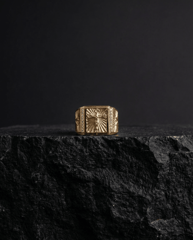 Jesus signet ring, gold plated – Phoebe's
