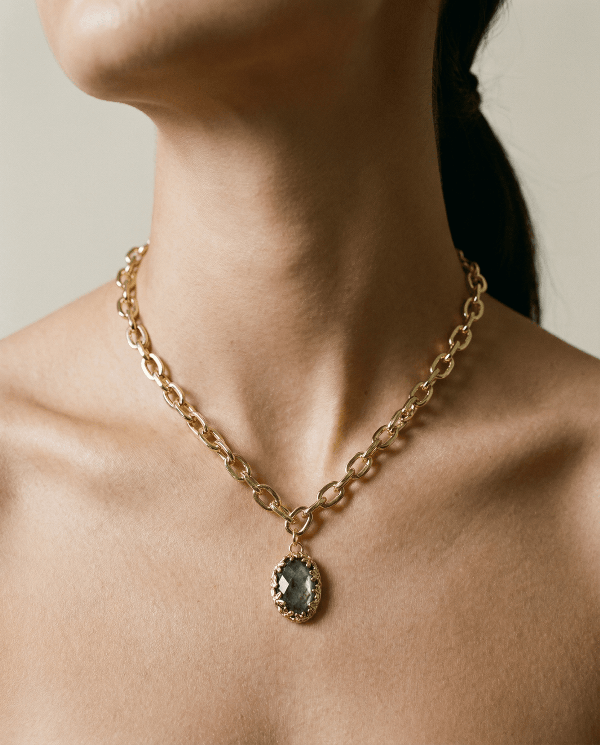 Labradorite gemstone pendant necklace – Phoebe's