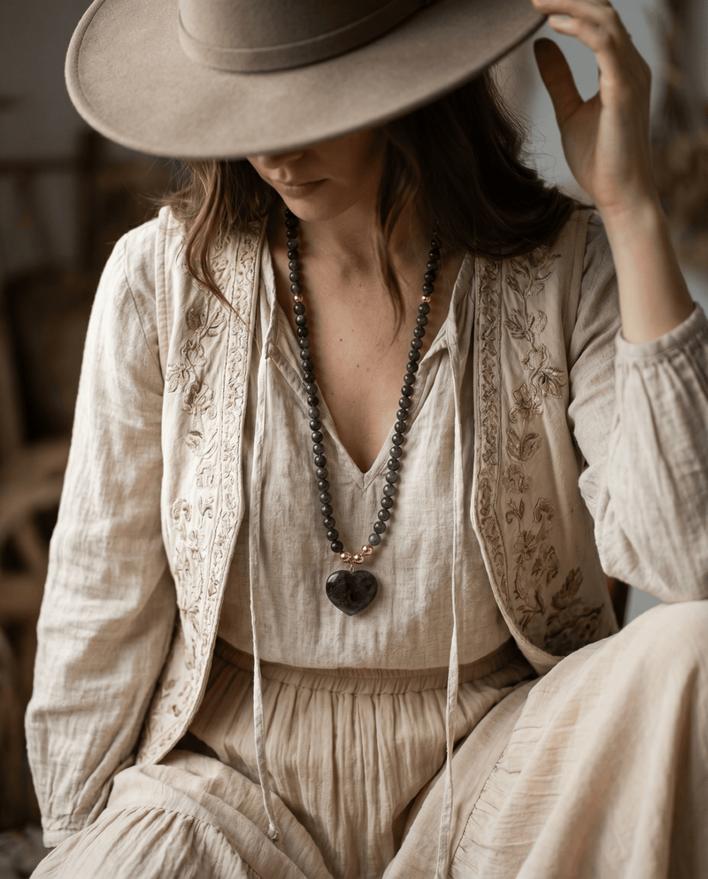 Labradorite heart beaded necklace – Phoebe's